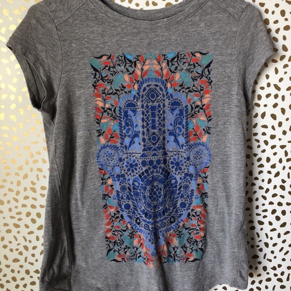 Lucky Brand Tops - lucky brand women's graphic hamsa tee size small